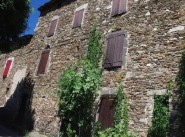 City / village house Saumane
