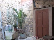 City / village house Valros