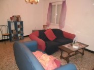 City / village house Vinassan