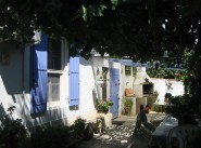 Farmhouse / country house Fourques
