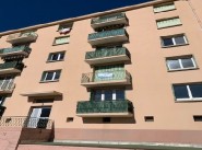 Purchase sale five-room apartment and more Nimes