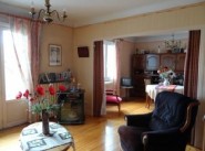 Purchase sale three-room apartment 