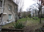 Purchase sale three-room apartment 