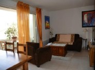 Purchase sale three-room apartment Serignan