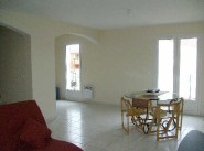 Purchase sale villa Gallician