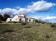 Purchase sale villa Issirac