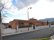 Purchase sale villa Vinca