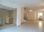 Rental city / village house Remoulins