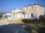 Rental villa Estezargues